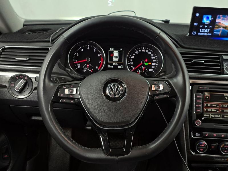 2018 Volkswagen Passat 2.0 TSI B7 photo 13