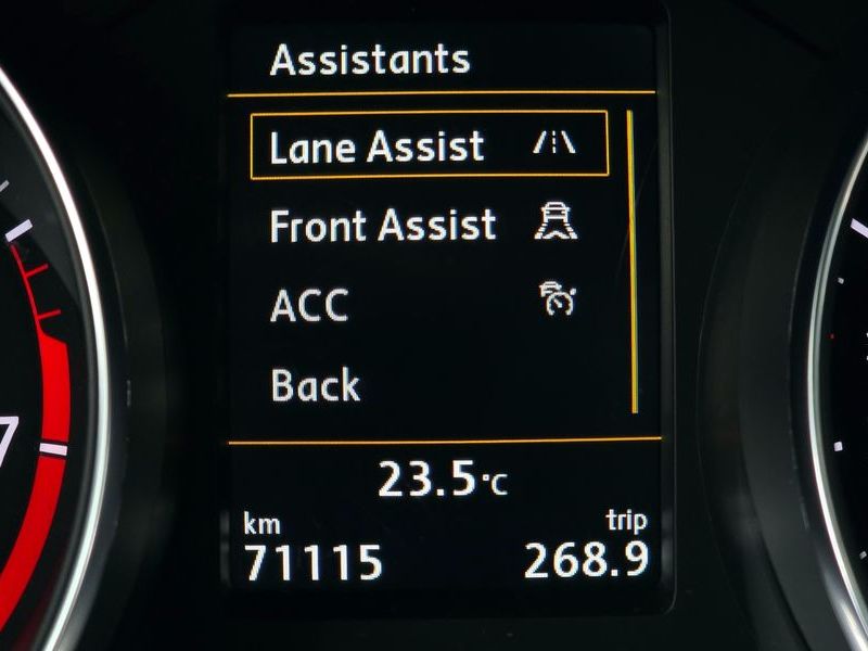 2018 Volkswagen Passat 2.0 TSI B7 photo 14