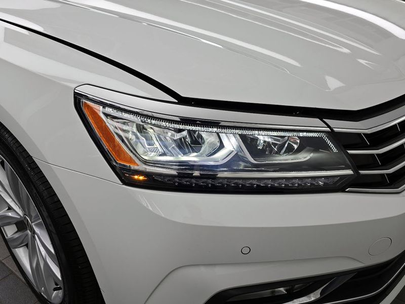 2018 Volkswagen Passat 2.0 TSI B7 photo 22