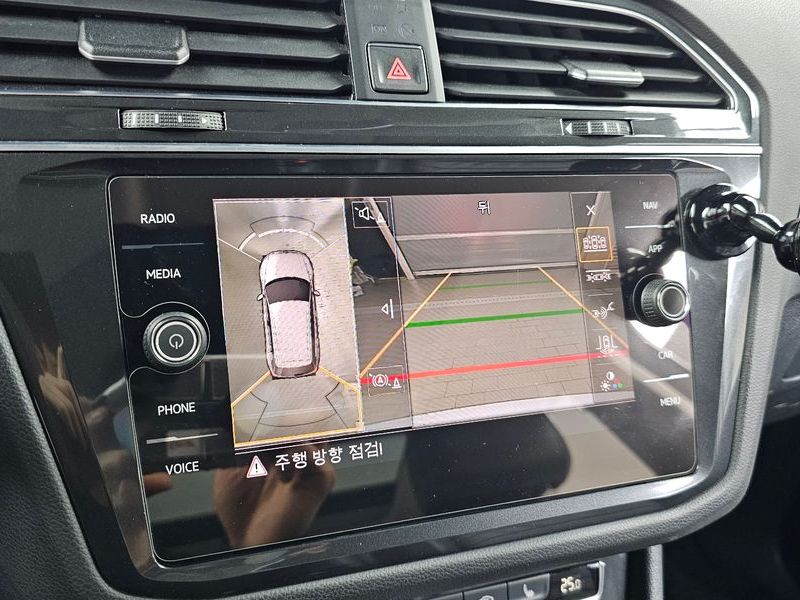 2018 Volkswagen Tiguan 2.0 TDI Prestige photo 16