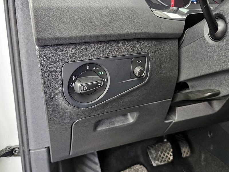 2020 Volkswagen Tiguan 2.0 TDI Prestige photo 16