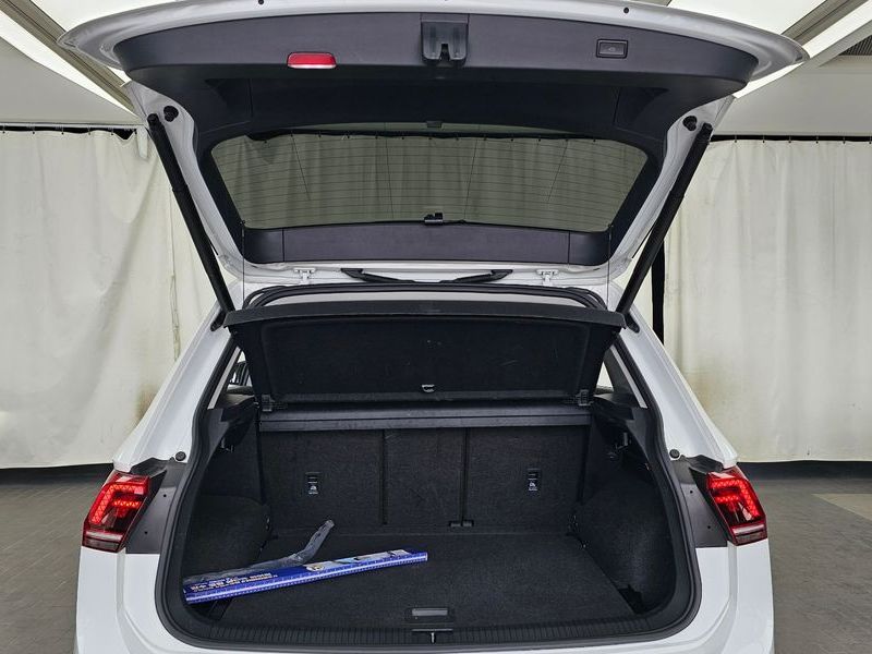 2020 Volkswagen Tiguan 2.0 TDI Prestige photo 20