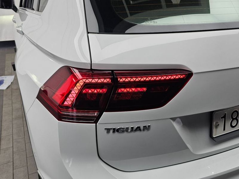 2020 Volkswagen Tiguan 2.0 TDI Prestige photo 23