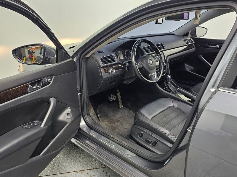 2015 Volkswagen Passat 2.0 TDI B7 photo 10