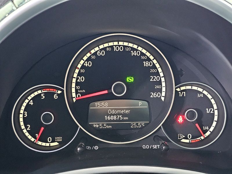 2014 Volkswagen Beetle 2.0 TDI Premium 3rd photo 7
