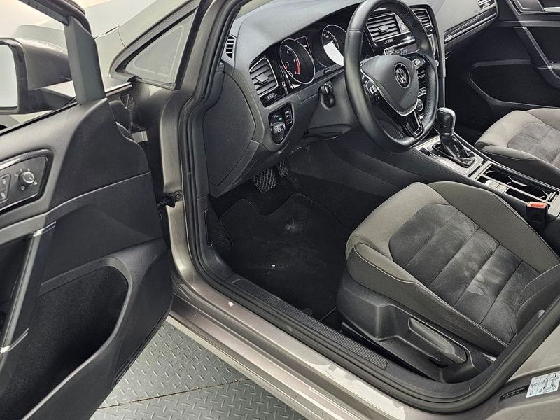 2013 Volkswagen Golf 1.6 TDI photo 10