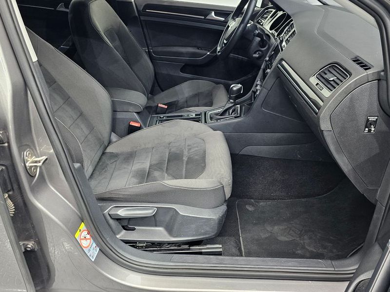2013 Volkswagen Golf 1.6 TDI photo 11
