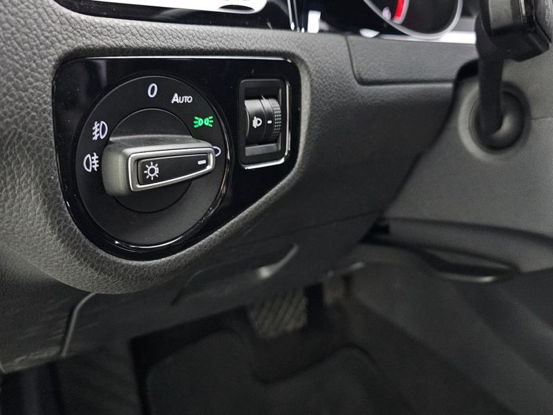 2013 Volkswagen Golf 1.6 TDI photo 13