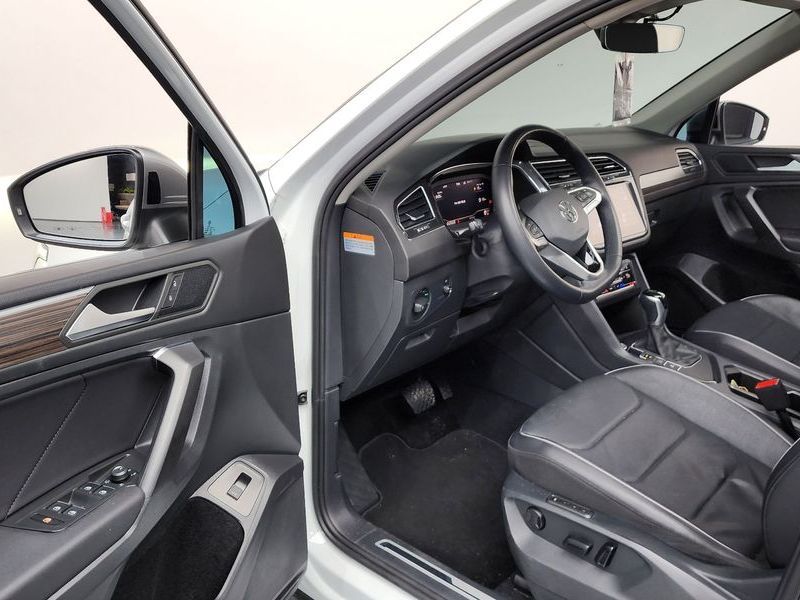 2022 Volkswagen Tiguan 2.0 TSI Prestige photo 10