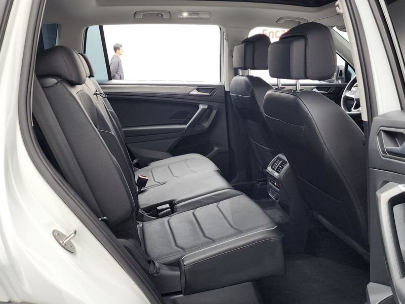 2022 Volkswagen Tiguan 2.0 TSI Prestige photo 12