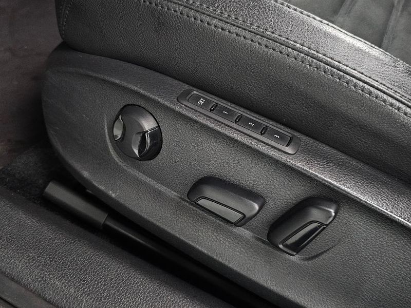 2013 Volkswagen Passat 2.0 TDI B7 photo 16