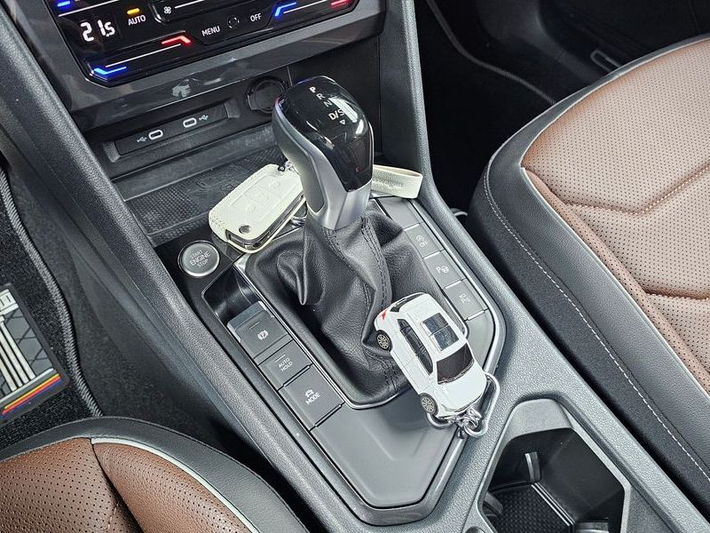 2023 Volkswagen Tiguan 2.0 TSI Prestige photo 9