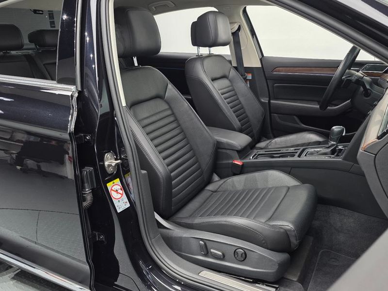 2018 Volkswagen Passat 2.0 TDI Prestige photo 12