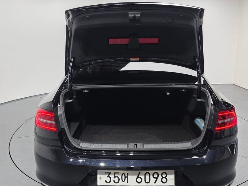 2018 Volkswagen Passat 2.0 TDI Prestige photo 20