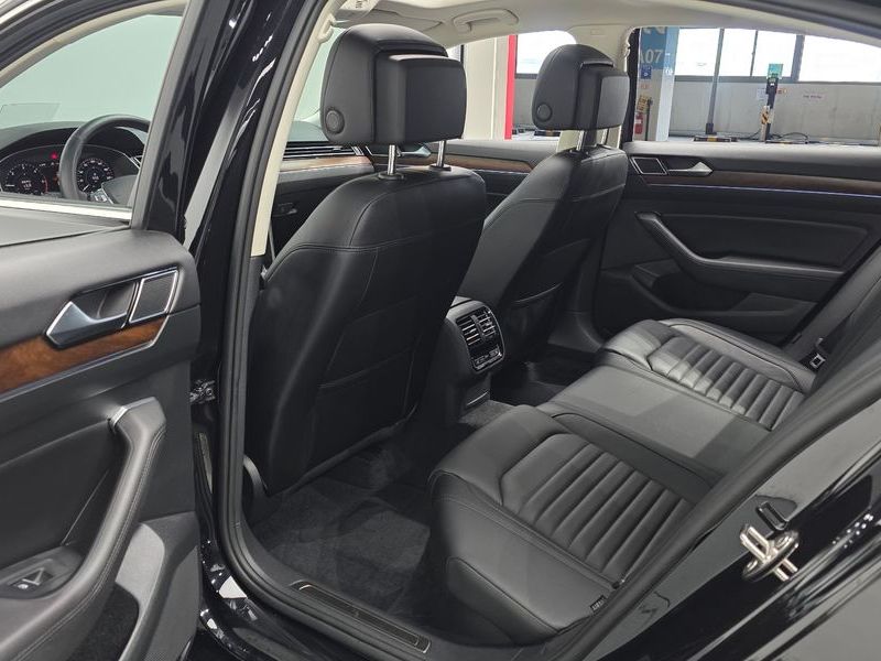 2018 Volkswagen Passat 2.0 TDI Prestige photo 26