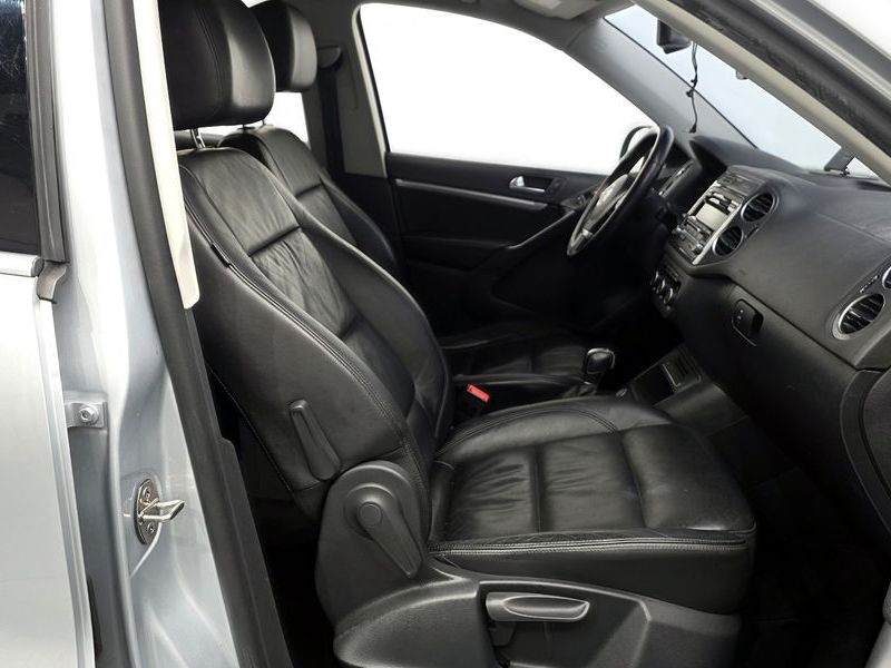 2015 Volkswagen Tiguan 2.0 TDI Comfort 5N photo 11