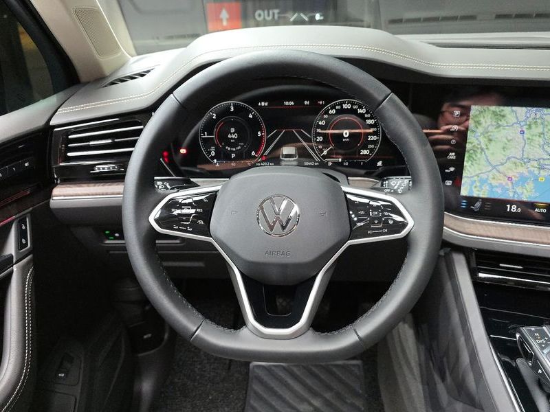 2023 Volkswagen Touareg 3.0 TDI Prestige photo 13
