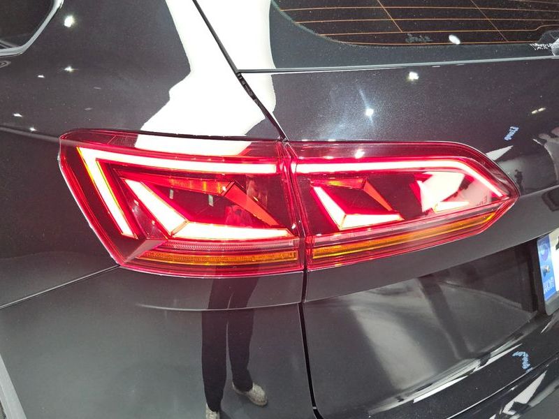 2023 Volkswagen Touareg 3.0 TDI Prestige photo 23