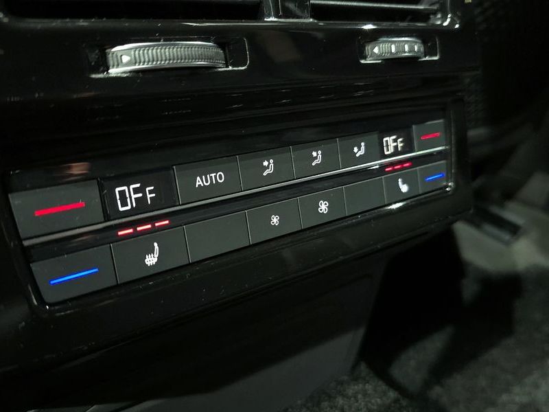 2023 Volkswagen Touareg 3.0 TDI Prestige photo 28