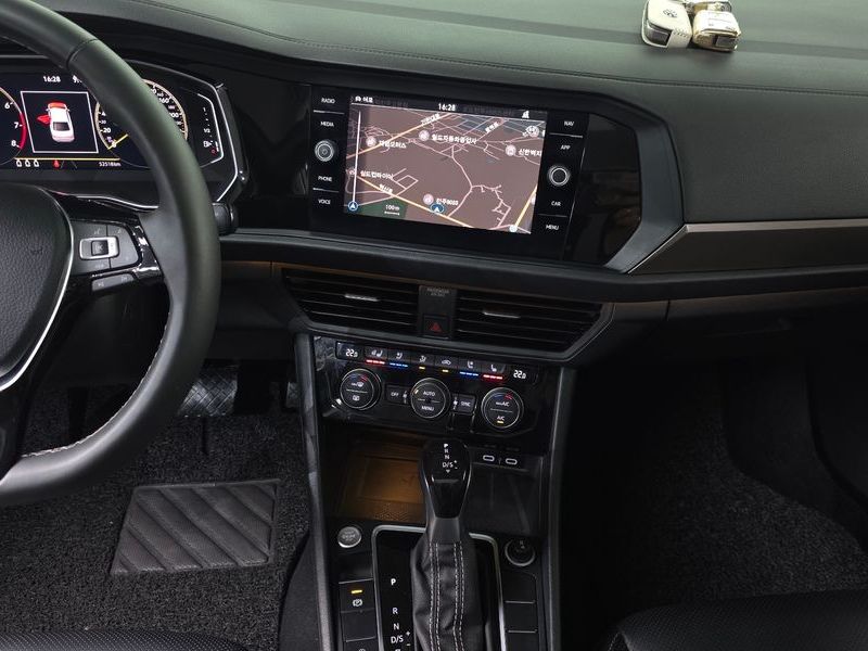 2021 Volkswagen Jetta 1.4 TSI Prestige photo 14