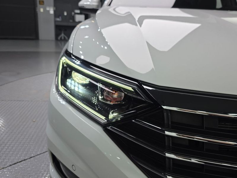 2021 Volkswagen Jetta 1.4 TSI Prestige photo 22