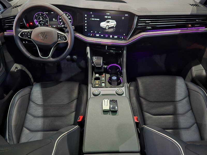 2024 Volkswagen Touareg 3.0 TDI Prestige photo 7