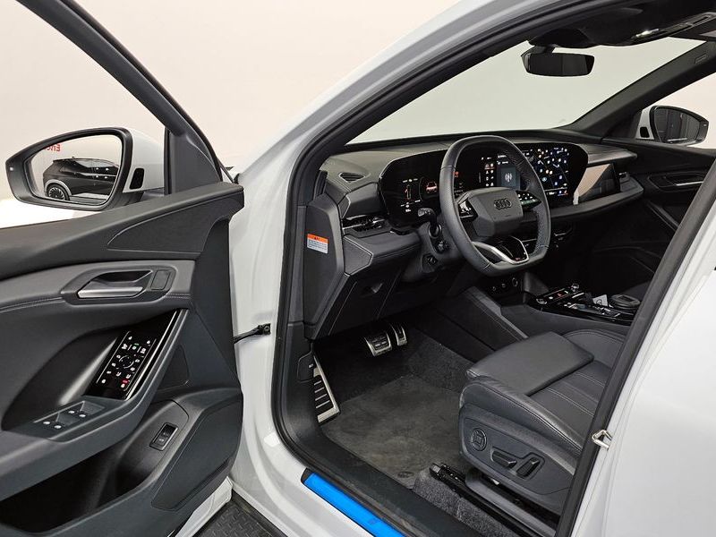 2025 Audi Q6 e-tron Performance Premium photo 10