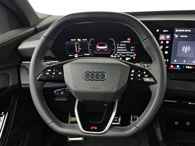 2025 Audi Q6 e-tron Performance Premium photo 13