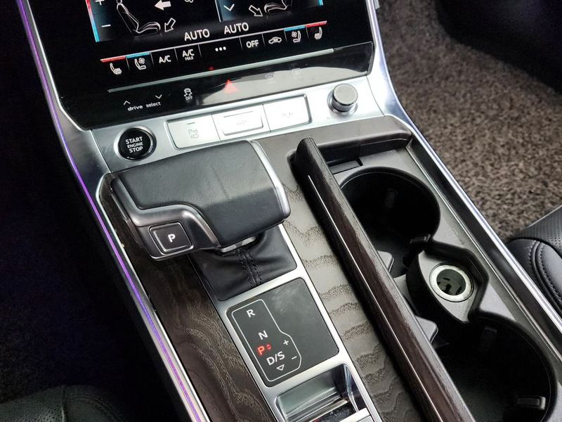 2022 Audi A6 45 TFSI Premium photo 9