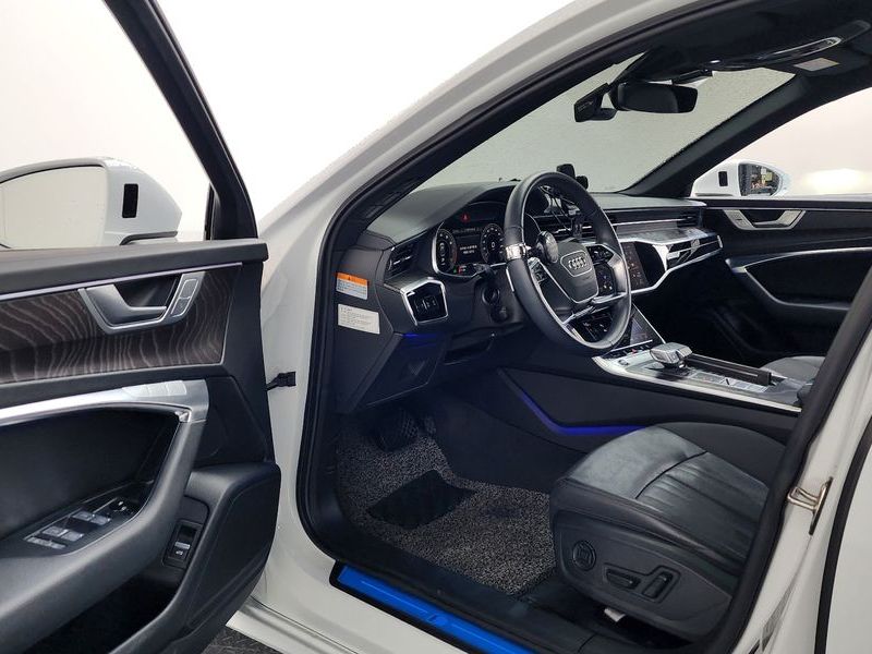 2022 Audi A6 45 TFSI Premium photo 10
