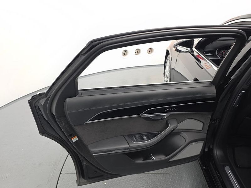 2021 Audi A8 55 TFSI Quattro LWB photo 25