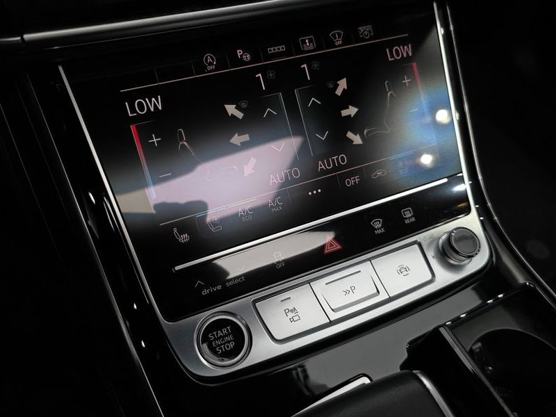 2021 Audi A8 55 TFSI Quattro LWB photo 28