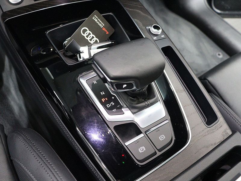 2023 Audi Q5 40 TDI Quattro Premium photo 9
