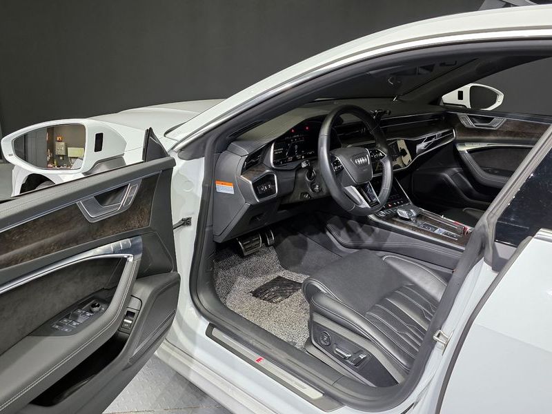 2020 Audi A7 50 TDI Quattrp Premium photo 10