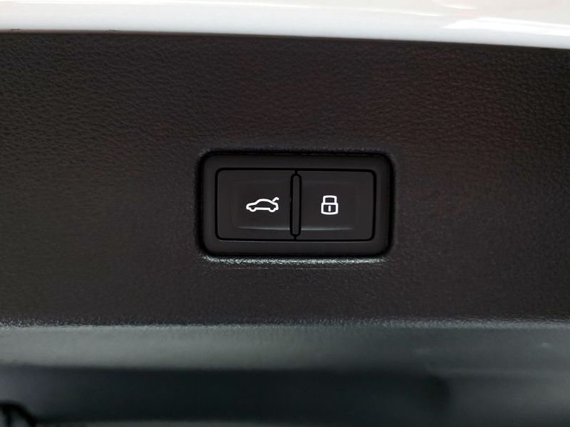 2020 Audi A7 50 TDI Quattrp Premium photo 18