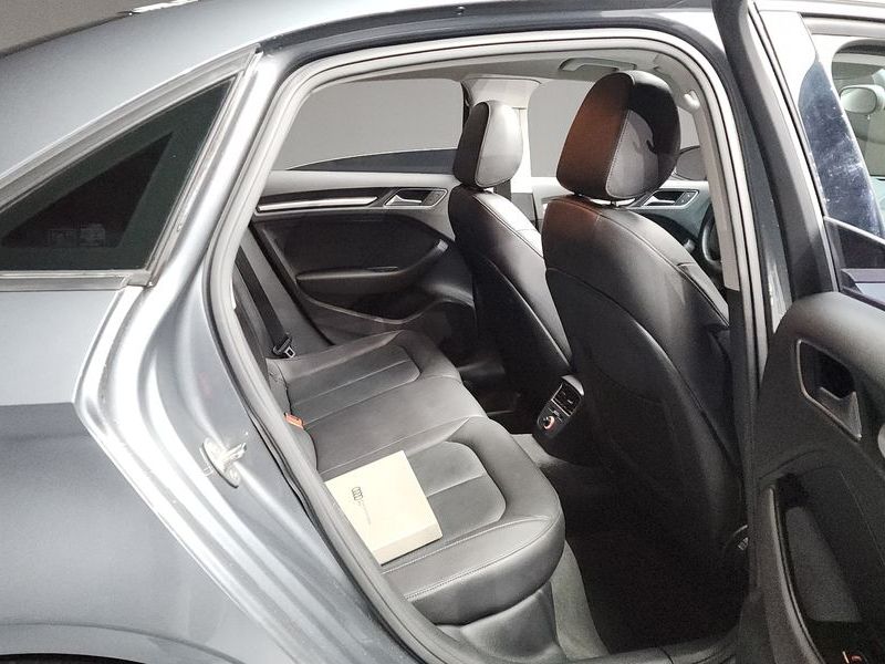 2015 Audi A3 35 TDI Dynamic 8V photo 12
