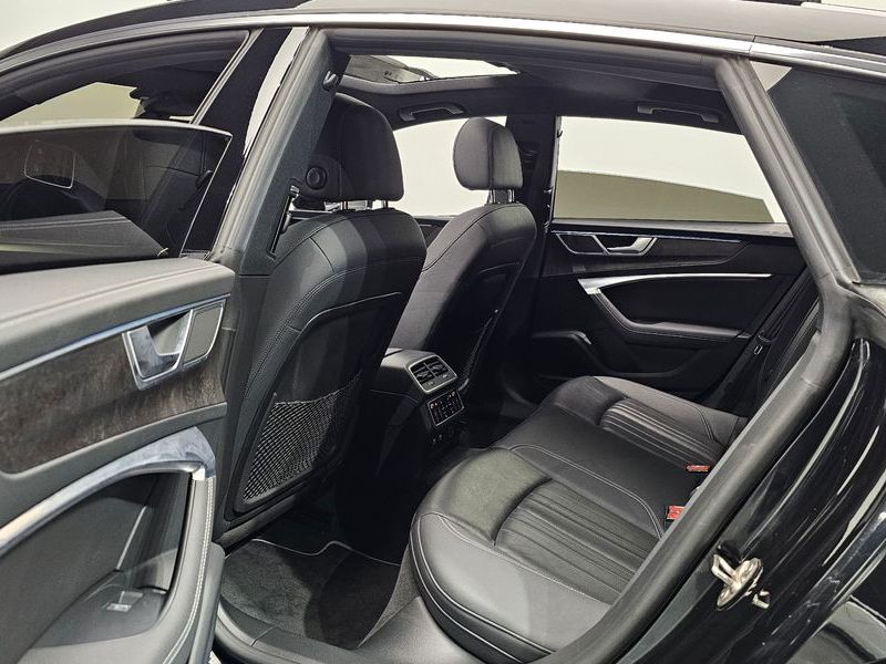 2021 Audi A7 45 TDI Quattro Premium photo 12
