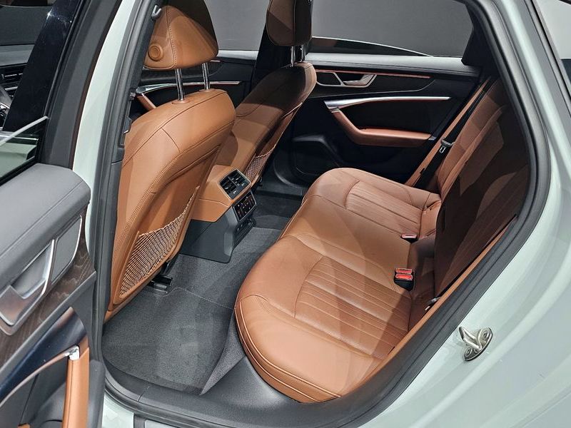 2023 Audi A6 45 TFSI Premium photo 12