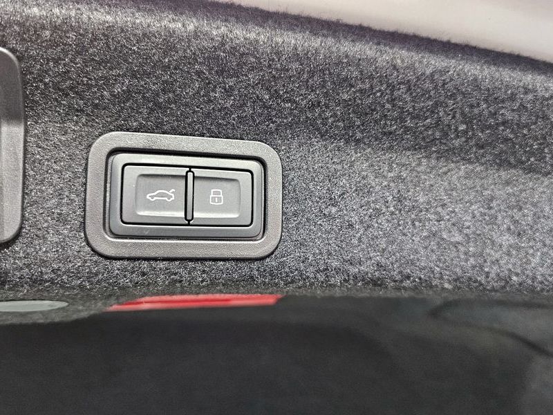 2023 Audi A6 45 TFSI Premium photo 20