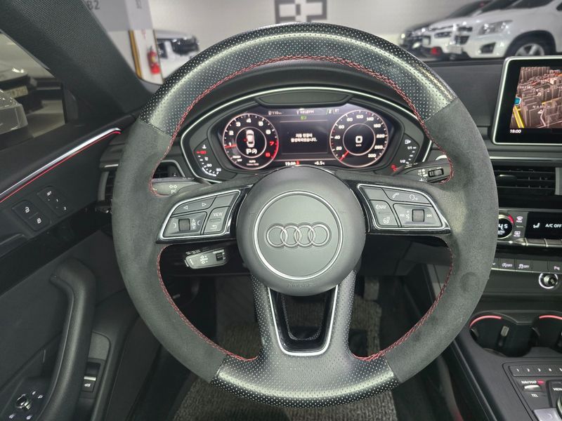 2019 Audi A5 45 TFSI Quattro Premium Sportback photo 14