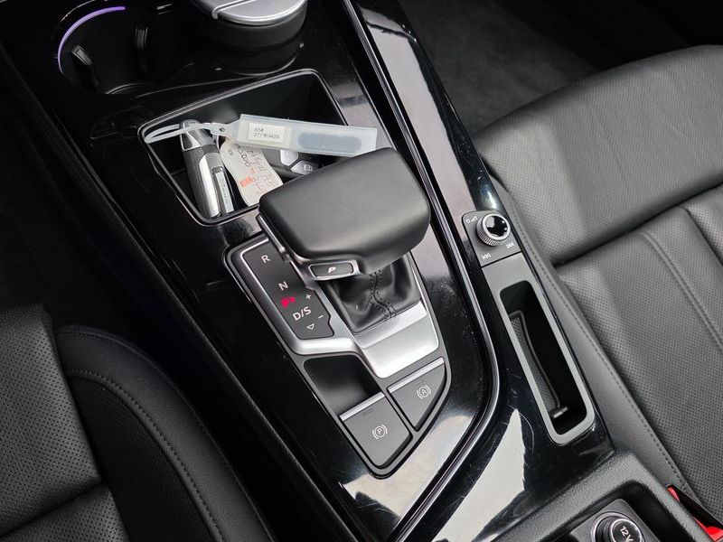 2020 Audi A5 45 TFSI Quattro Premium Sportback photo 9