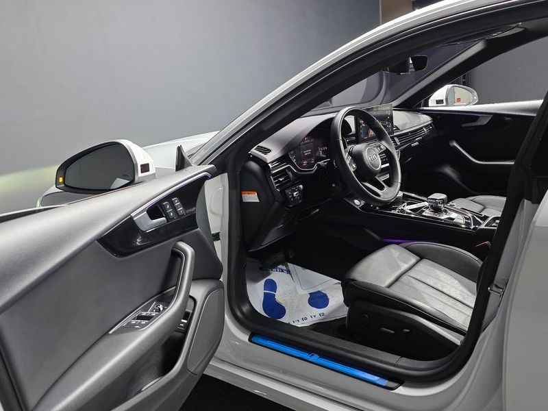 2020 Audi A5 45 TFSI Quattro Premium Sportback photo 10