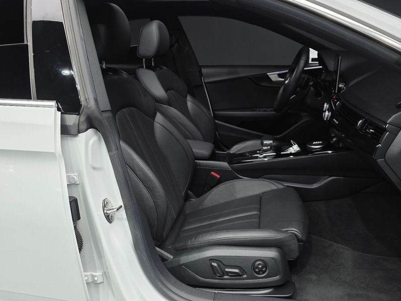 2020 Audi A5 45 TFSI Quattro Premium Sportback photo 11