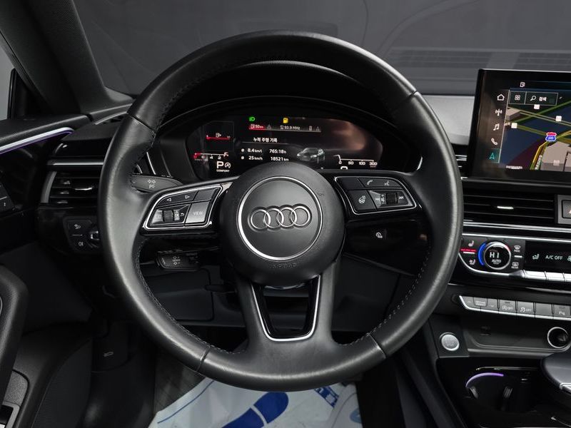 2020 Audi A5 45 TFSI Quattro Premium Sportback photo 13