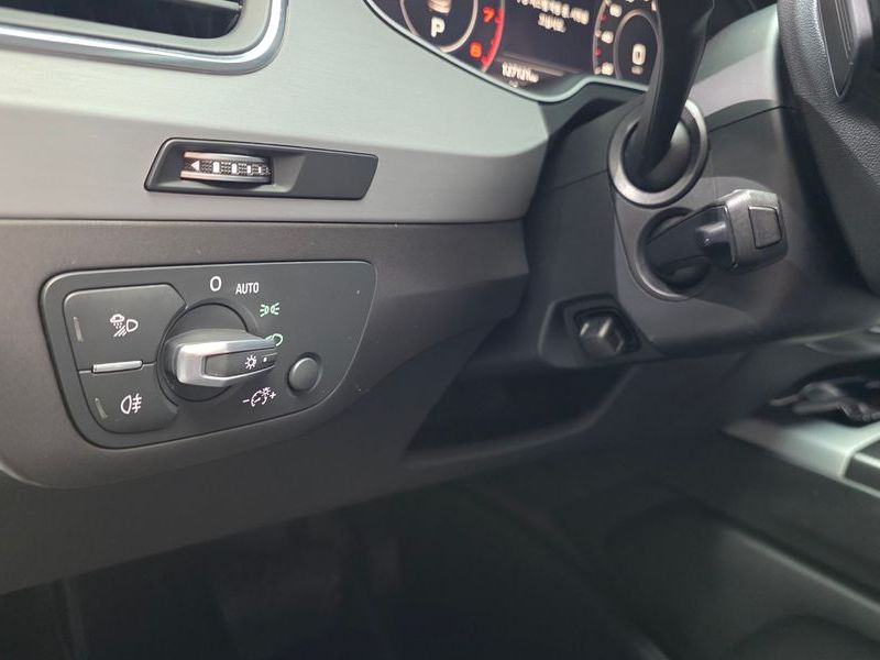 2019 Audi Q7 45 TFSI Quattro photo 19