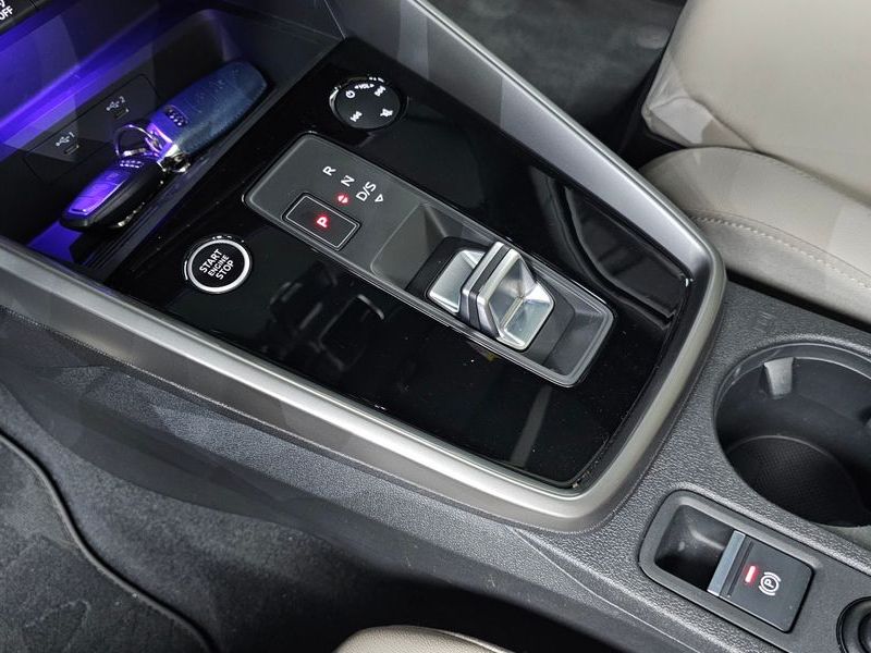 2023 Audi A3 40 TFSI Premium photo 9