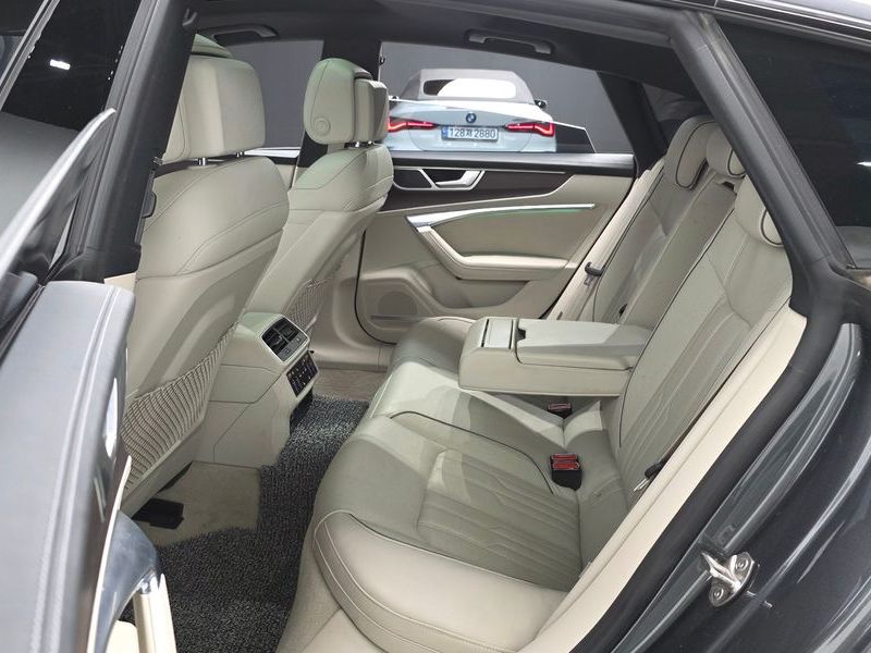 2022 Audi A7 50 TDI Quattrp Premium photo 11