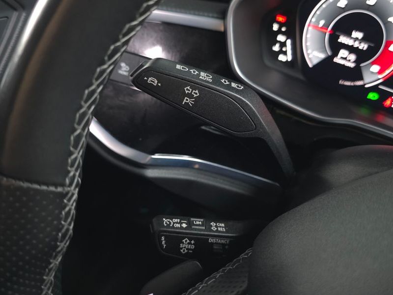 2023 Audi Q3 35 TDI Premium Sportback photo 18