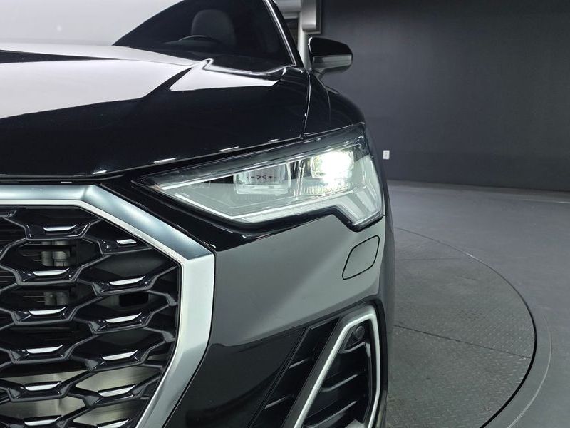 2023 Audi Q3 35 TDI Premium Sportback photo 22