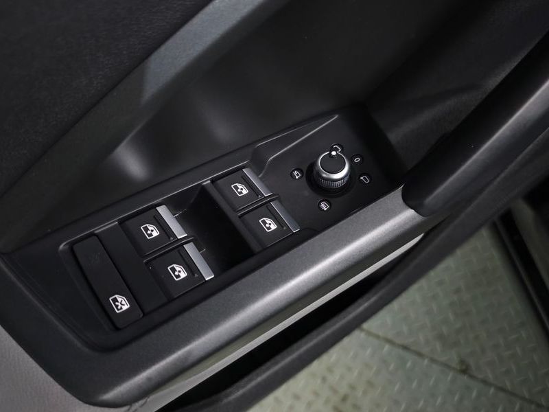2023 Audi Q3 35 TDI Premium Sportback photo 28